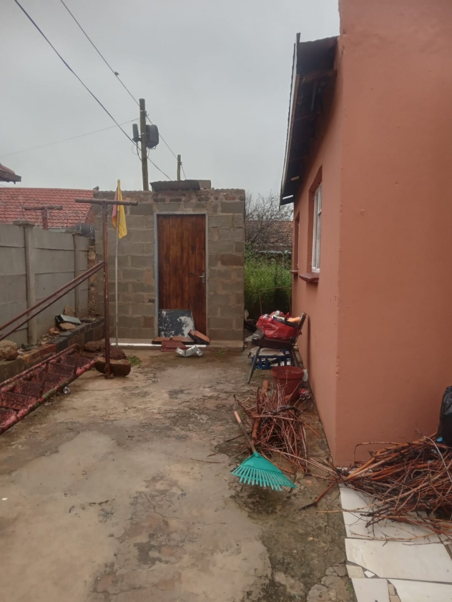 4 Bedroom Property for Sale in Blomanda Free State